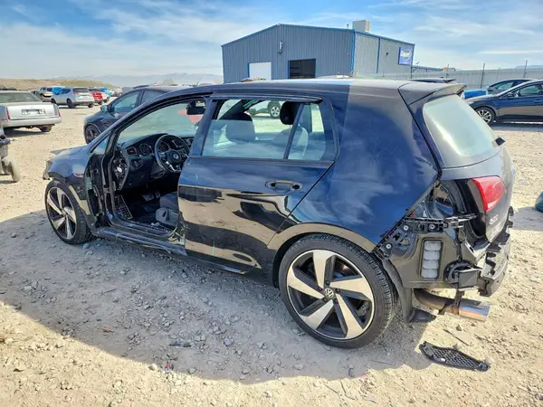 3VW6T7AU1LM016153 2020 VOLKSWAGEN GTI - Image 2