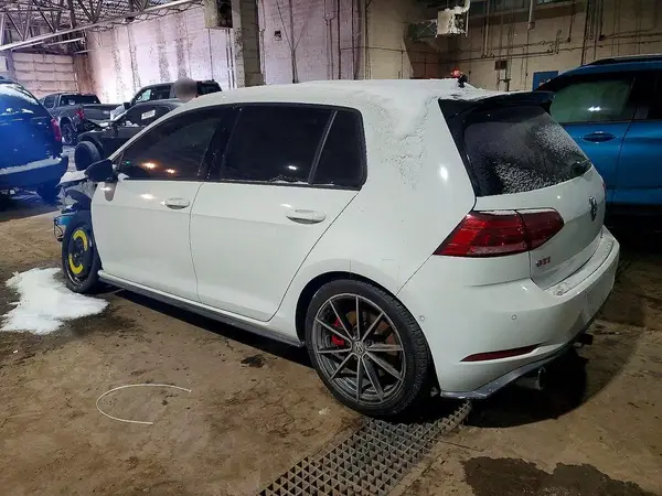 3VW6T7AU1MM011245 2021 VOLKSWAGEN GTI - Image 2