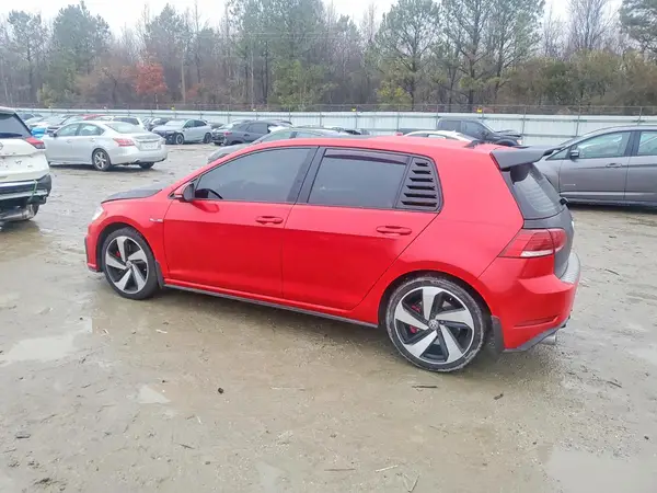 3VW6T7AU2KM028889 2019 VOLKSWAGEN GTI - Image 2