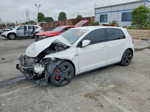 3VW6T7AU3KM013799 2019 VOLKSWAGEN GTI - Image 1