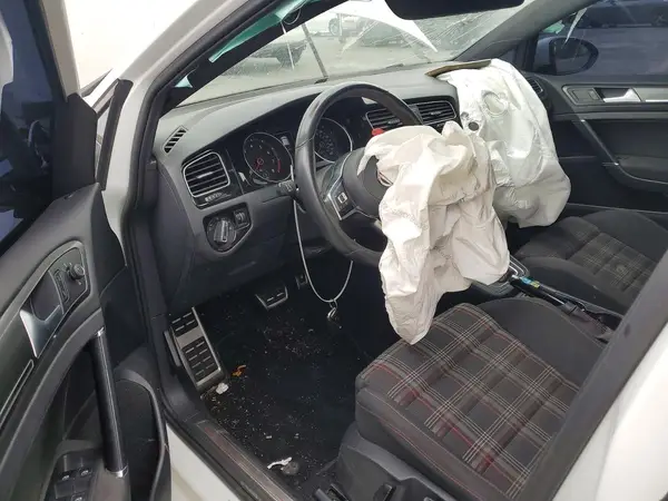 3VW6T7AU3KM013799 2019 VOLKSWAGEN GTI - Image 8