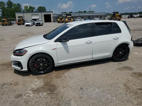 3VW6T7AU3KM020073 2019 VOLKSWAGEN GTI - Image 1