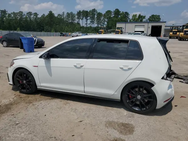 3VW6T7AU3KM020073 2019 VOLKSWAGEN GTI - Image 2