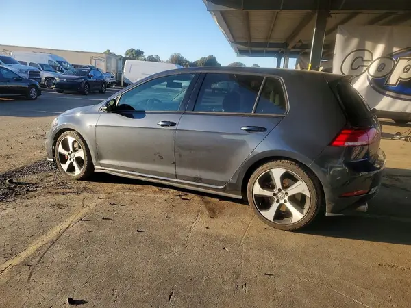 3VW6T7AU4KM019482 2019 VOLKSWAGEN GTI - Image 2