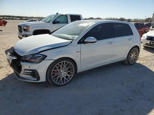 3VW6T7AU6KM003655 2019 VOLKSWAGEN GTI - Image 1