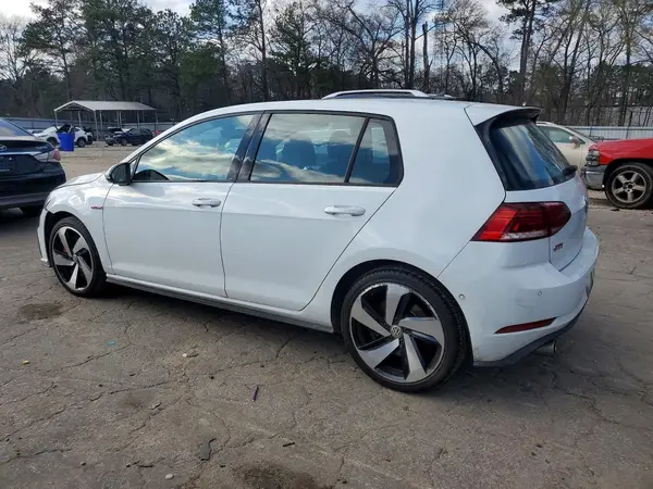 3VW6T7AU6KM038468 2019 VOLKSWAGEN GTI - Image 2