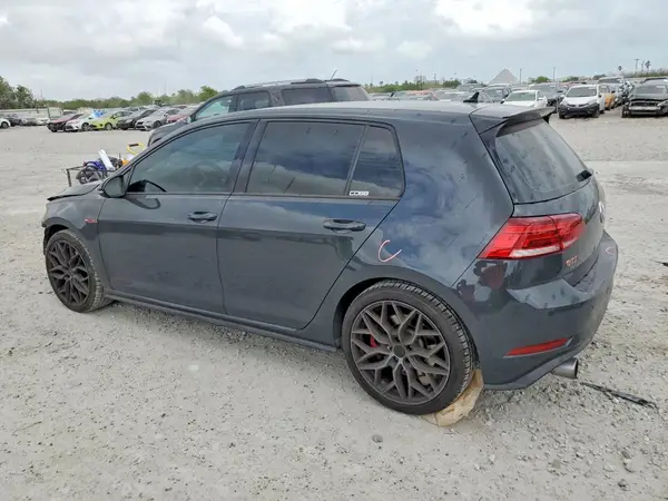 3VW6T7AU7KM004202 2019 VOLKSWAGEN GTI - Image 2