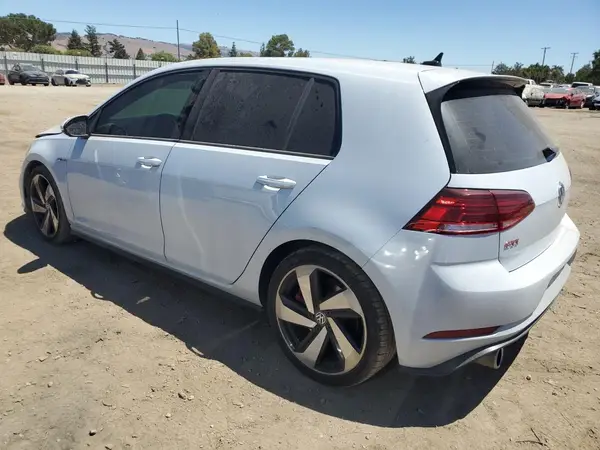 3VW6T7AU7LM005657 2020 VOLKSWAGEN GTI - Image 2