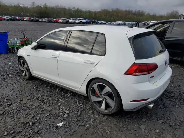 3VW6T7AU7LM011703 2020 VOLKSWAGEN GTI - Image 2