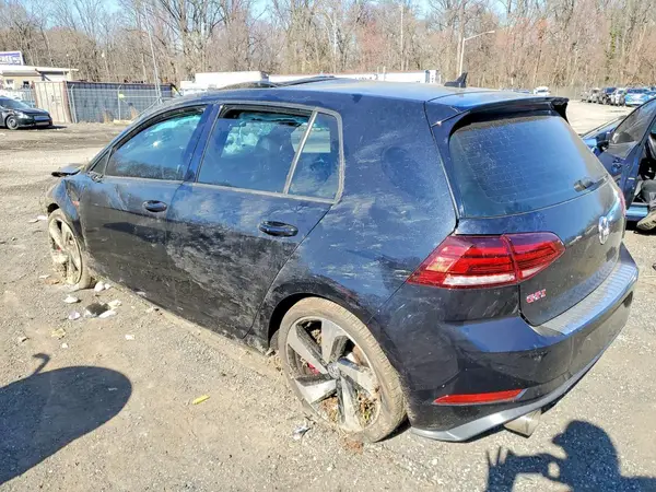 3VW6T7AU8KM002880 2019 VOLKSWAGEN GTI - Image 2