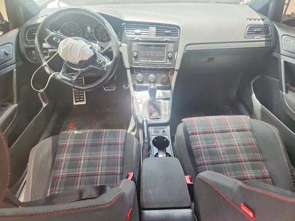 3VW6T7AU8KM020313 2019 VOLKSWAGEN GTI - Image 8