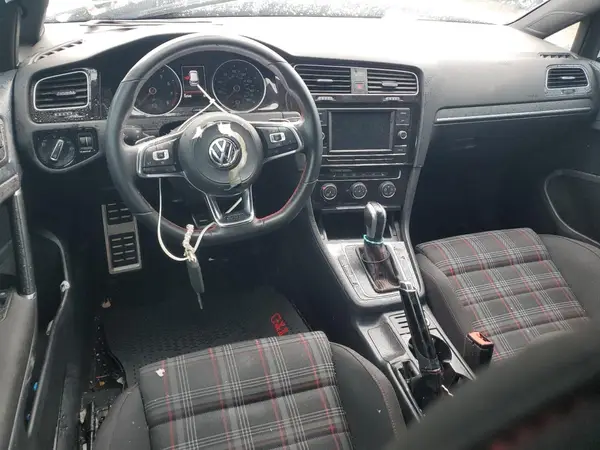 3VW6T7AU8MM006852 2021 VOLKSWAGEN GTI - Image 8