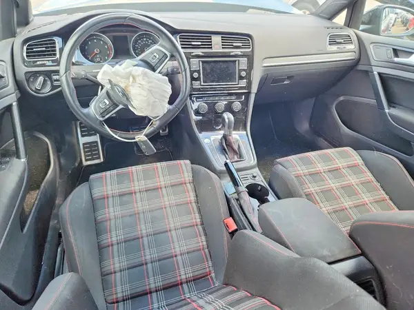3VW6T7AU9KM004492 2019 VOLKSWAGEN GTI - Image 8