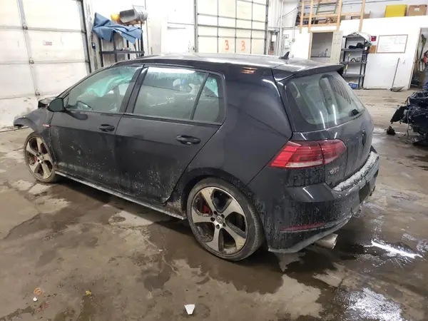 3VW6T7AU9KM027397 2019 VOLKSWAGEN GTI - Image 2