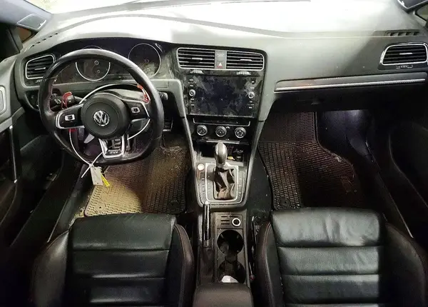 3VW6T7AU9KM030638 2019 VOLKSWAGEN GTI - Image 8