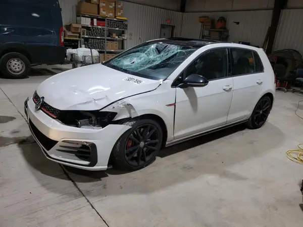 3VW6T7AU9MM010599 2021 VOLKSWAGEN GTI - Image 1