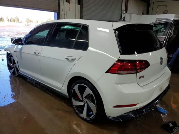 3VW6T7AUXKM038280 2019 VOLKSWAGEN GTI - Image 2