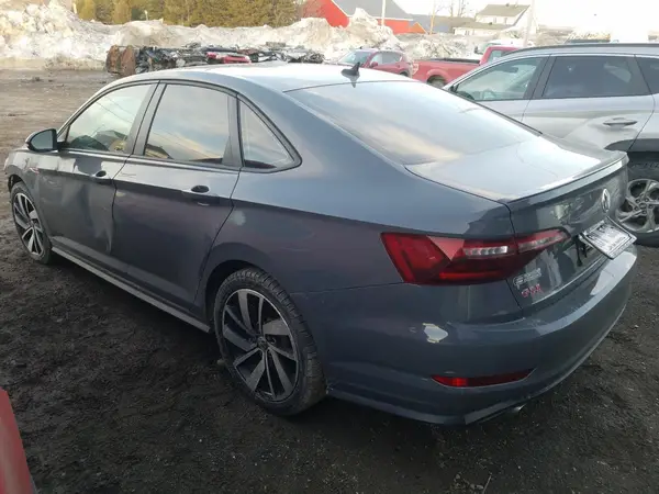 3VW6T7BUXLM057668 2020 VOLKSWAGEN JETTA - Image 2