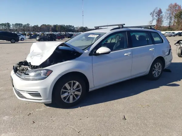 3VW717AU7JM765143 2018 VOLKSWAGEN GOLF - Image 1