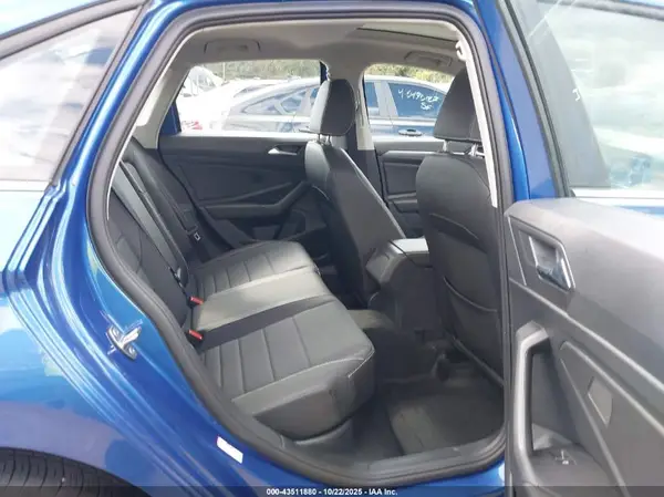 3VW7M7BU0RM075171 2024 VOLKSWAGEN JETTA - Image 8