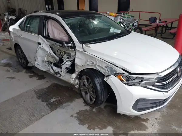 3VW7M7BU1PM037929 2023 VOLKSWAGEN JETTA - Image 1