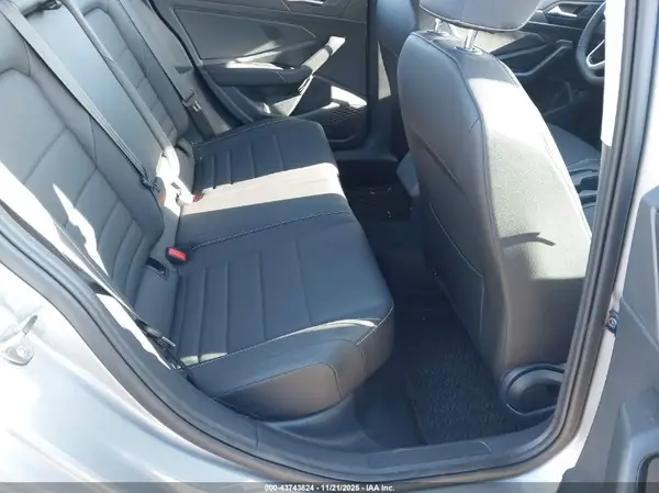 3VW7M7BU1RM033897 2024 VOLKSWAGEN JETTA - Image 8
