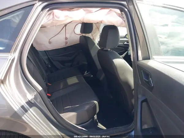 3VW7M7BU1RM103687 2024 VOLKSWAGEN JETTA - Image 8