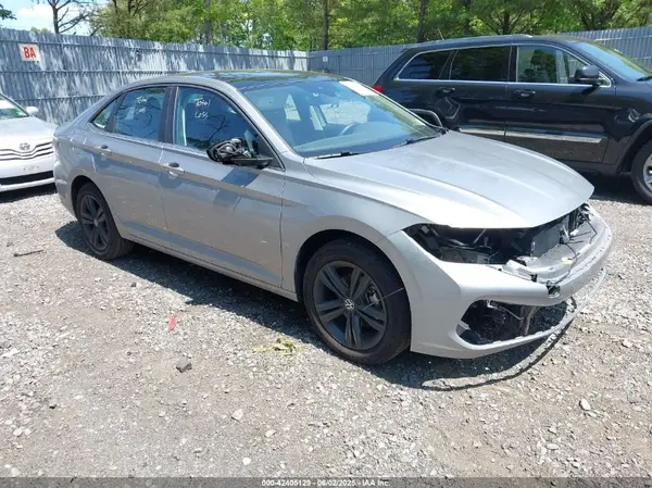 3VW7M7BU2RM075561 2024 VOLKSWAGEN JETTA - Image 1