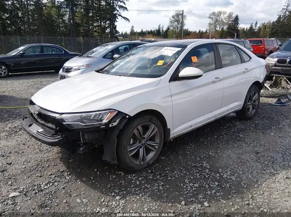 3VW7M7BU2RM086253 2024 VOLKSWAGEN JETTA - Image 2