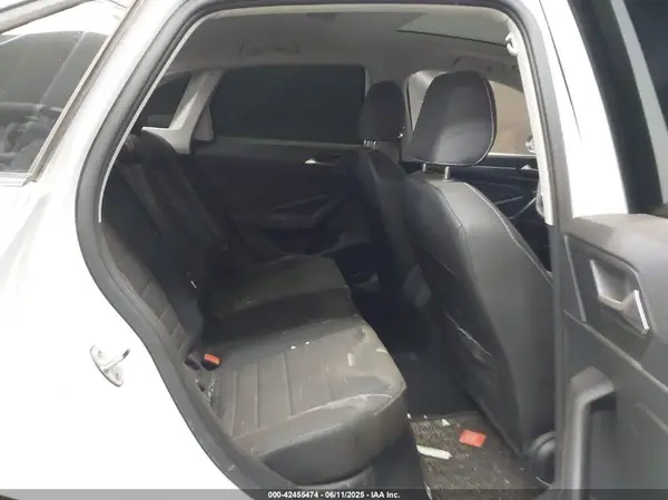 3VW7M7BU4RM013899 2024 VOLKSWAGEN JETTA - Image 8