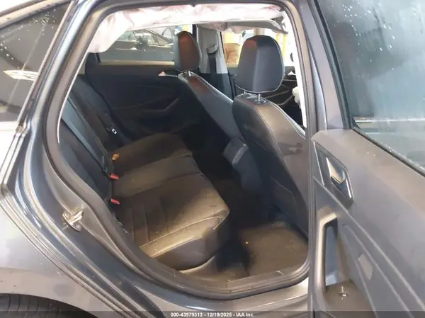 3VW7M7BU4RM094063 2024 VOLKSWAGEN JETTA - Image 8
