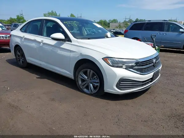 3VW7M7BU5RM038911 2024 VOLKSWAGEN JETTA - Image 1