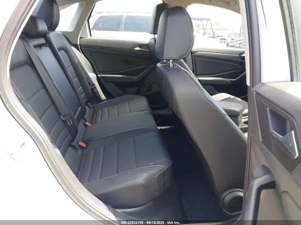 3VW7M7BU5RM038911 2024 VOLKSWAGEN JETTA - Image 8