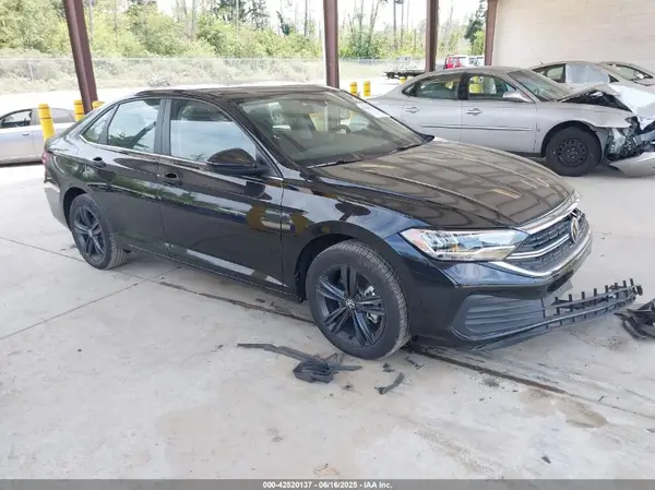 3VW7M7BU5RM052470 2024 VOLKSWAGEN JETTA - Image 1