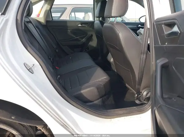 3VW7M7BU6NM022579 2022 VOLKSWAGEN JETTA - Image 8