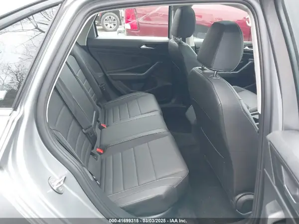 3VW7M7BU6RM069973 2024 VOLKSWAGEN JETTA - Image 8