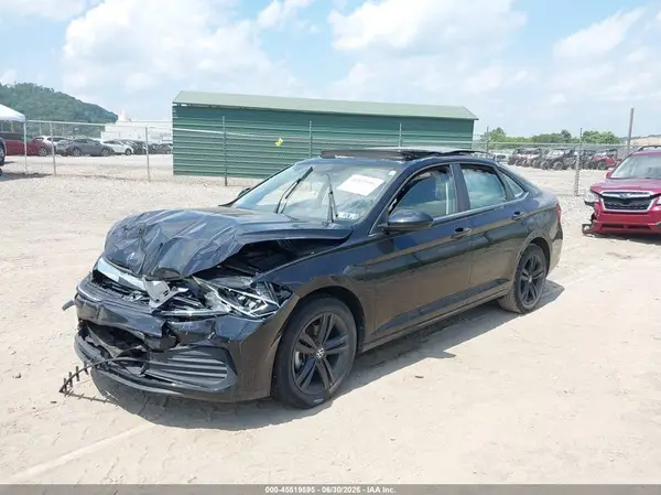 3VW7M7BU7RM072204 2024 VOLKSWAGEN JETTA - Image 2