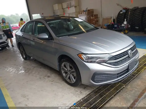 3VW7M7BU7RM085728 2024 VOLKSWAGEN JETTA - Image 1