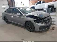 3VW7M7BU8NM023796 2022 VOLKSWAGEN JETTA