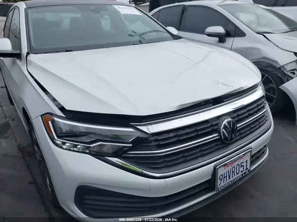 2023 VOLKSWAGEN JETTA auction photo 6