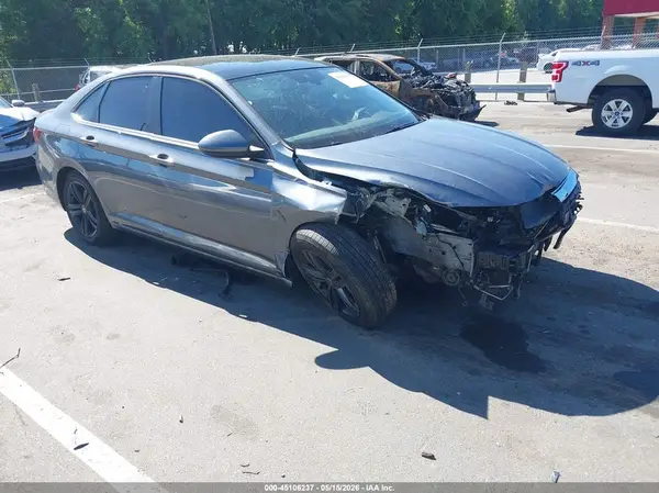 3VW7M7BU8RM046453 2024 VOLKSWAGEN JETTA - Image 1