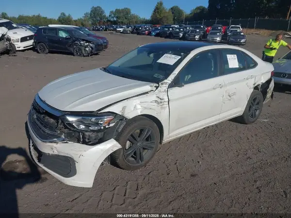 3VW7M7BU9RM016782 2024 VOLKSWAGEN JETTA - Image 2