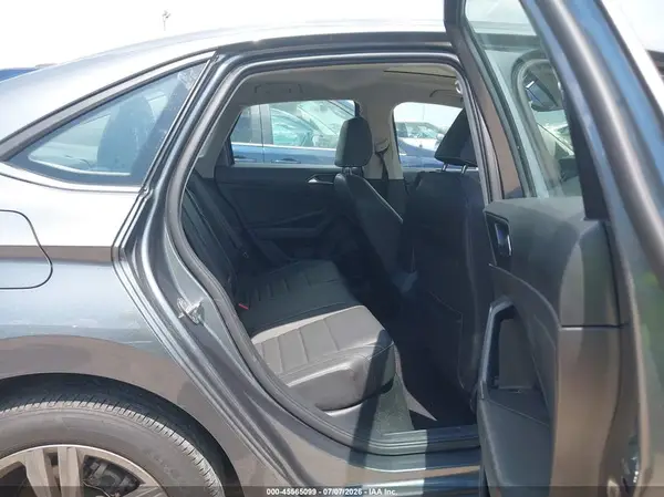 3VW7M7BU9RM072995 2024 VOLKSWAGEN JETTA - Image 8