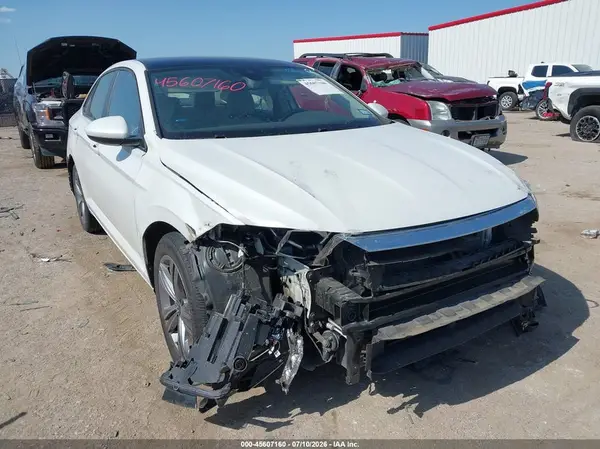 3VW7M7BUXRM027743 2024 VOLKSWAGEN JETTA - Image 1