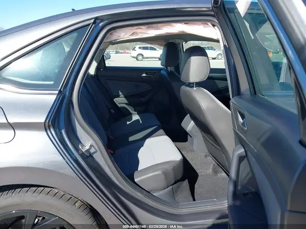 3VW7X7BU0SM009149 2025 VOLKSWAGEN JETTA - Image 8