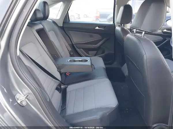 3VW7X7BU0SM038165 2025 VOLKSWAGEN JETTA - Image 8