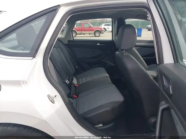 3VW7X7BU0SM040417 2025 VOLKSWAGEN JETTA - Image 8