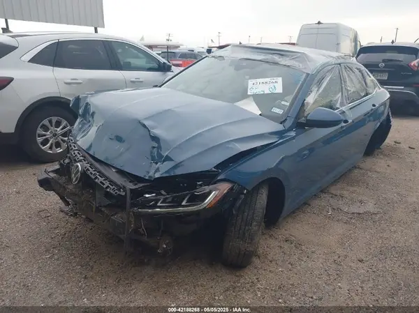 3VW7X7BU0SM043351 2025 VOLKSWAGEN JETTA - Image 2