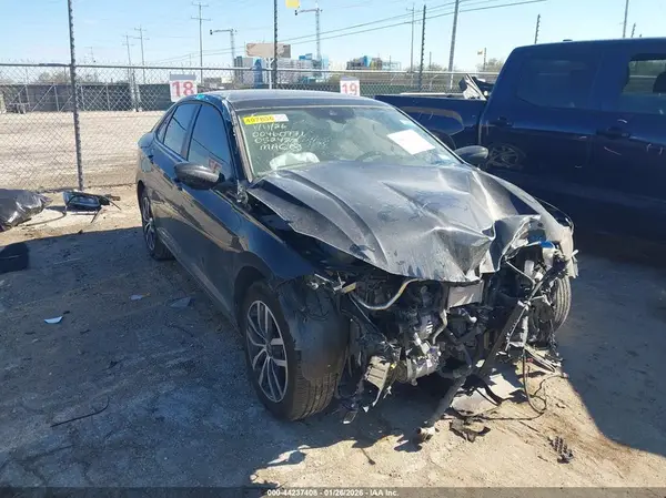 3VW7X7BU0SM052423 2025 VOLKSWAGEN JETTA - Image 1