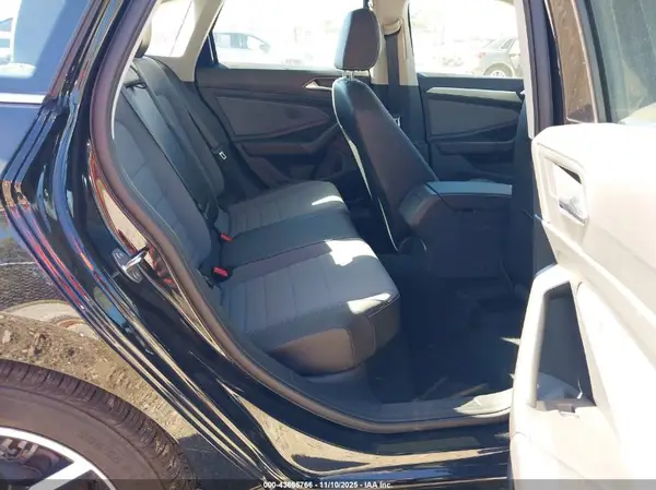 3VW7X7BU0SM055418 2025 VOLKSWAGEN JETTA - Image 8